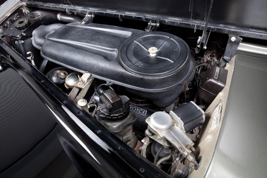  Rolls-Royce Phantom V 7-Passenger Limousine 1962 года  (фото 8 из 9)